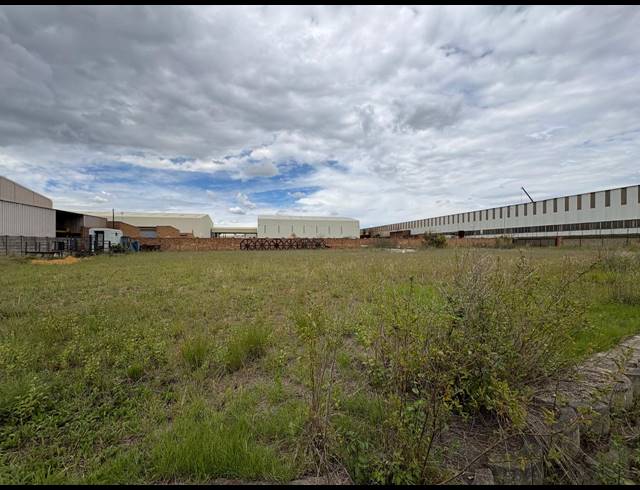3,646M² VACANT LAND FOR SALE IN VAALPARK